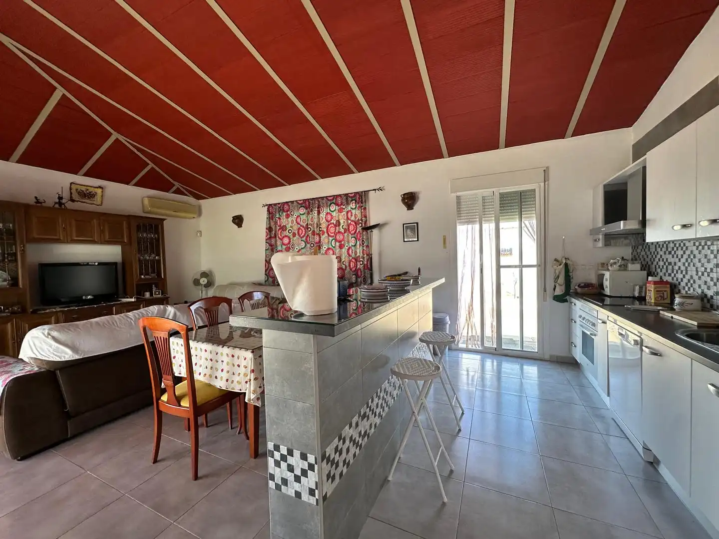 Chalet con piscina en venta en Lugar Diseminado 34, imagen 2