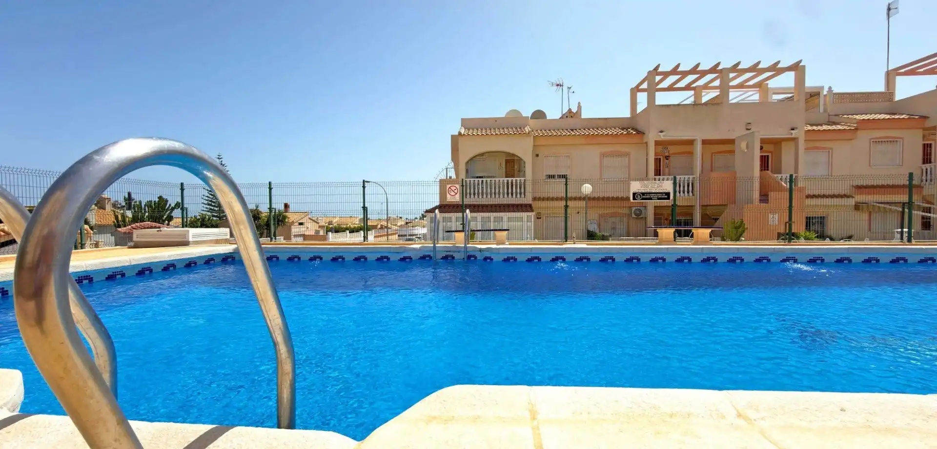 Piscina de Finca rústica en venda en Orihuela amb Terrassa, Traster i Moblat
