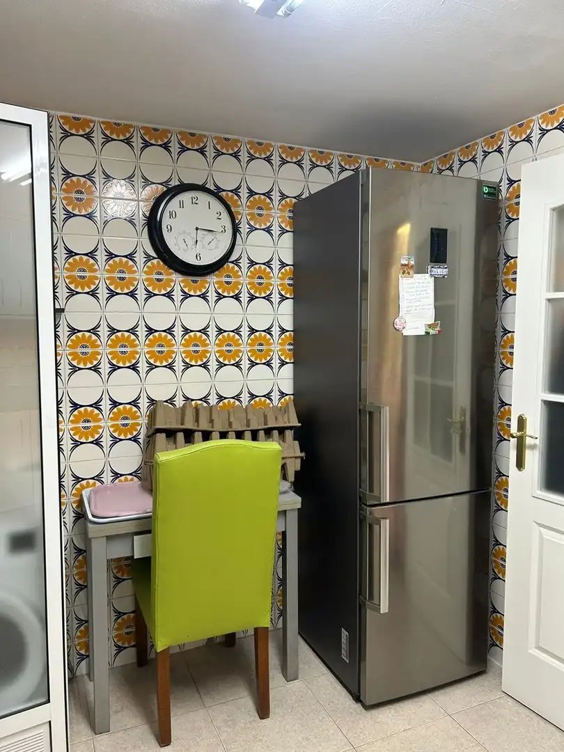Kitchen of Flat for rent in Valencia  with Air Conditioner and Furnished