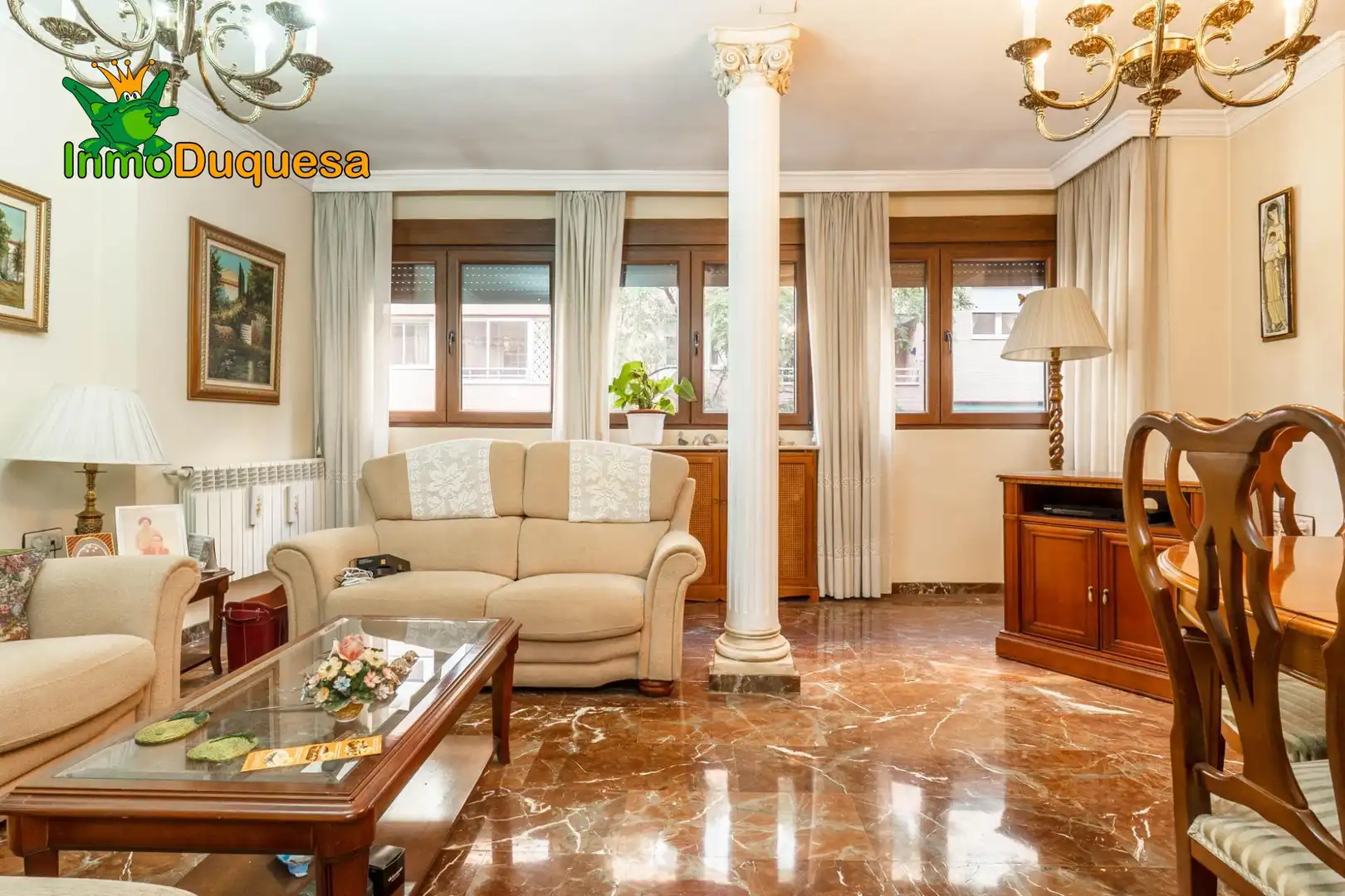 Piso con ascensor en venta en Ronda