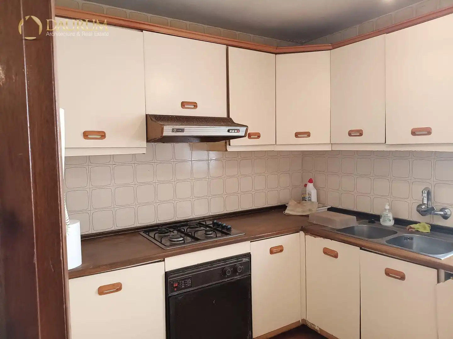 Flat with lift for sale in EVANGELISTA