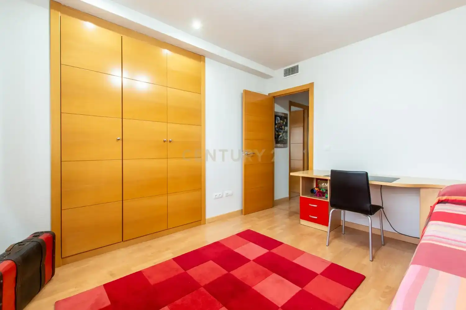 Bedroom of Detached homes for sale in Parla  with Air Conditioner, Storage room and Swimming Pool