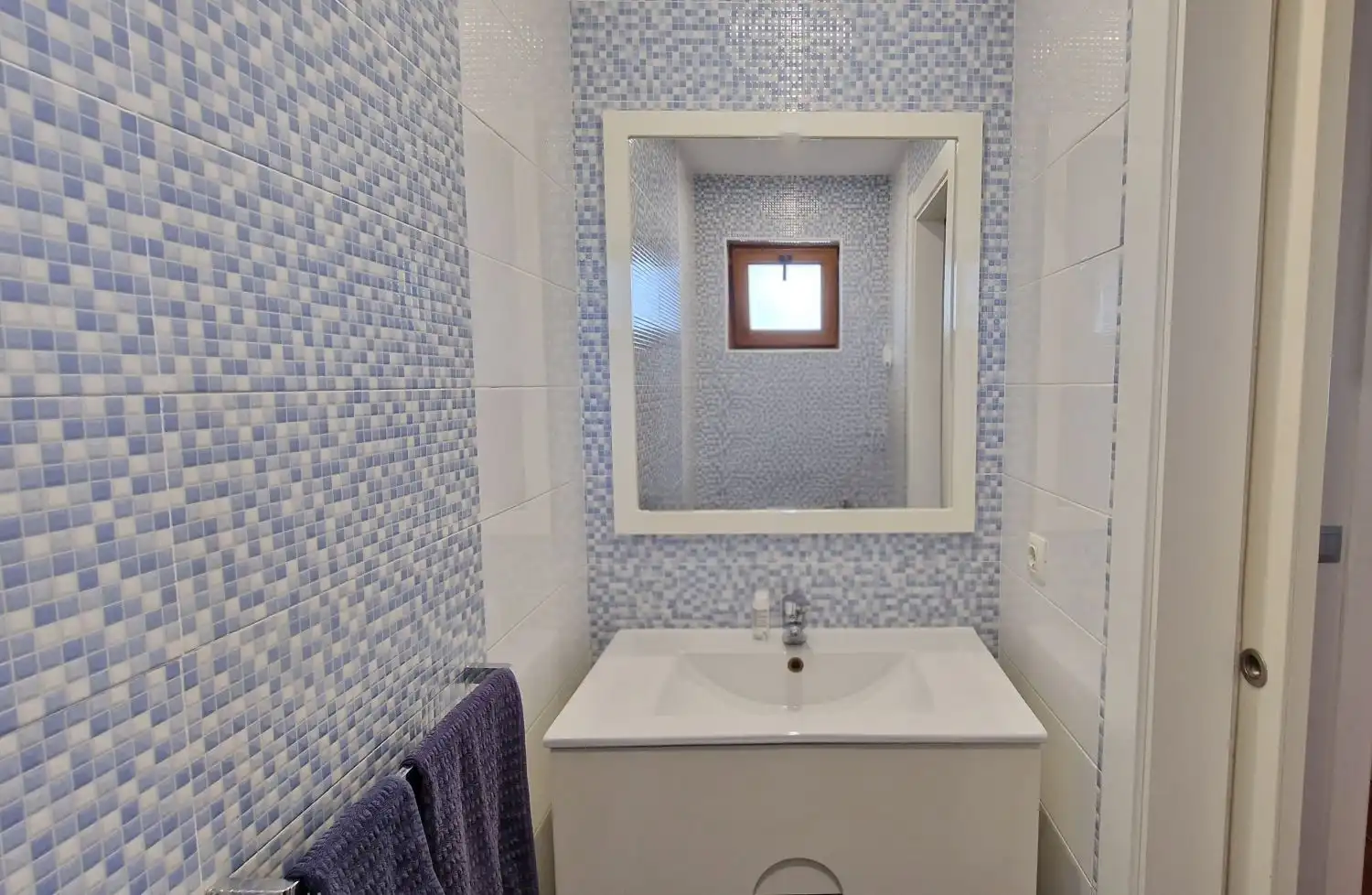 Bathroom of Houses for sale in Polanco  with Heating, Terrace and Storage room