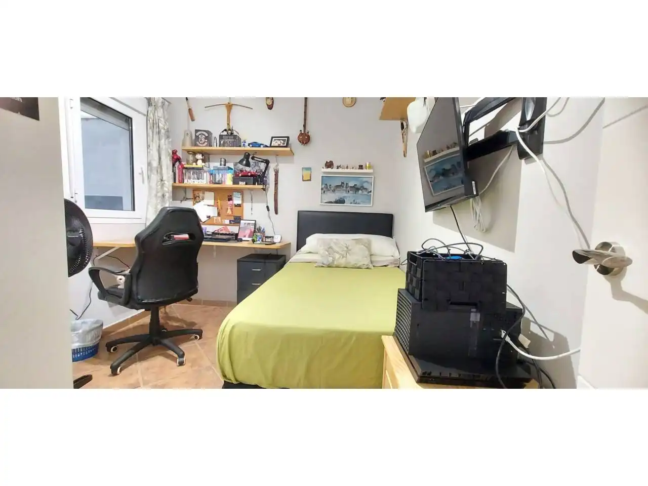 Dormitori de Pis en venda en Huelva amb Aire condicionat, Terrassa i Balcó