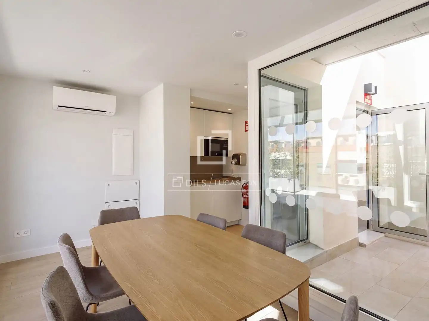 Terrace of Flat for rent in Madrid  with Air Conditioner, Heating and Parquet flooring
