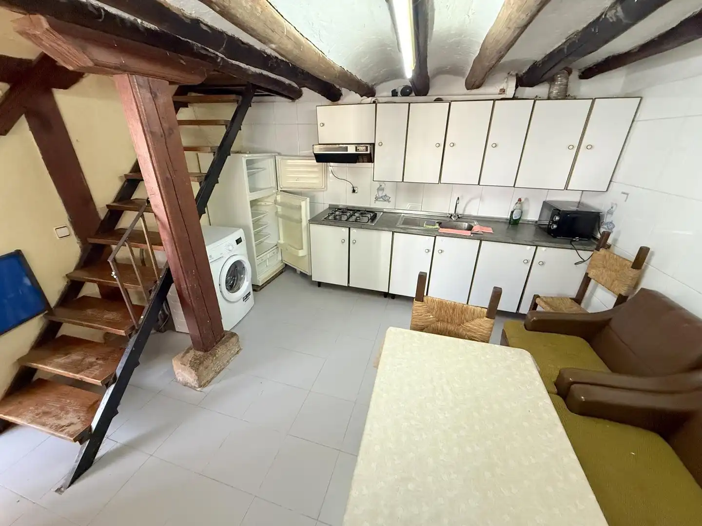 Kitchen of Commercial properties for sale in Morentin