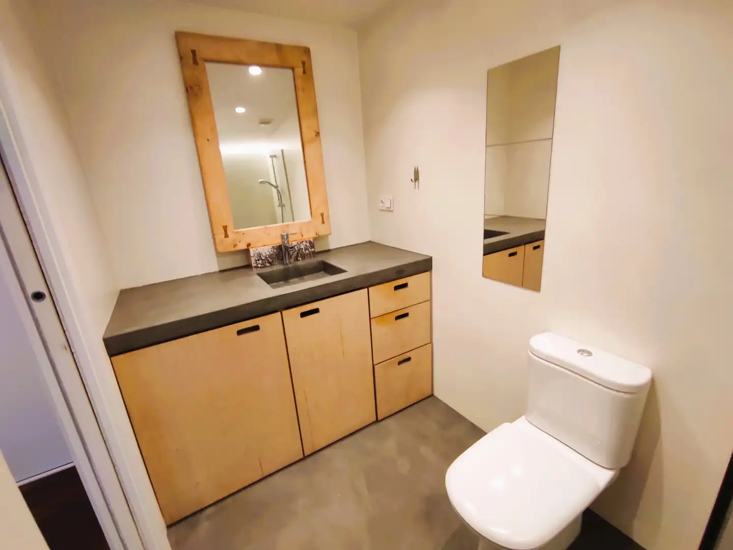 Baño de Apartamento en venta en Eibar con Calefacción, Parquet y Horno
