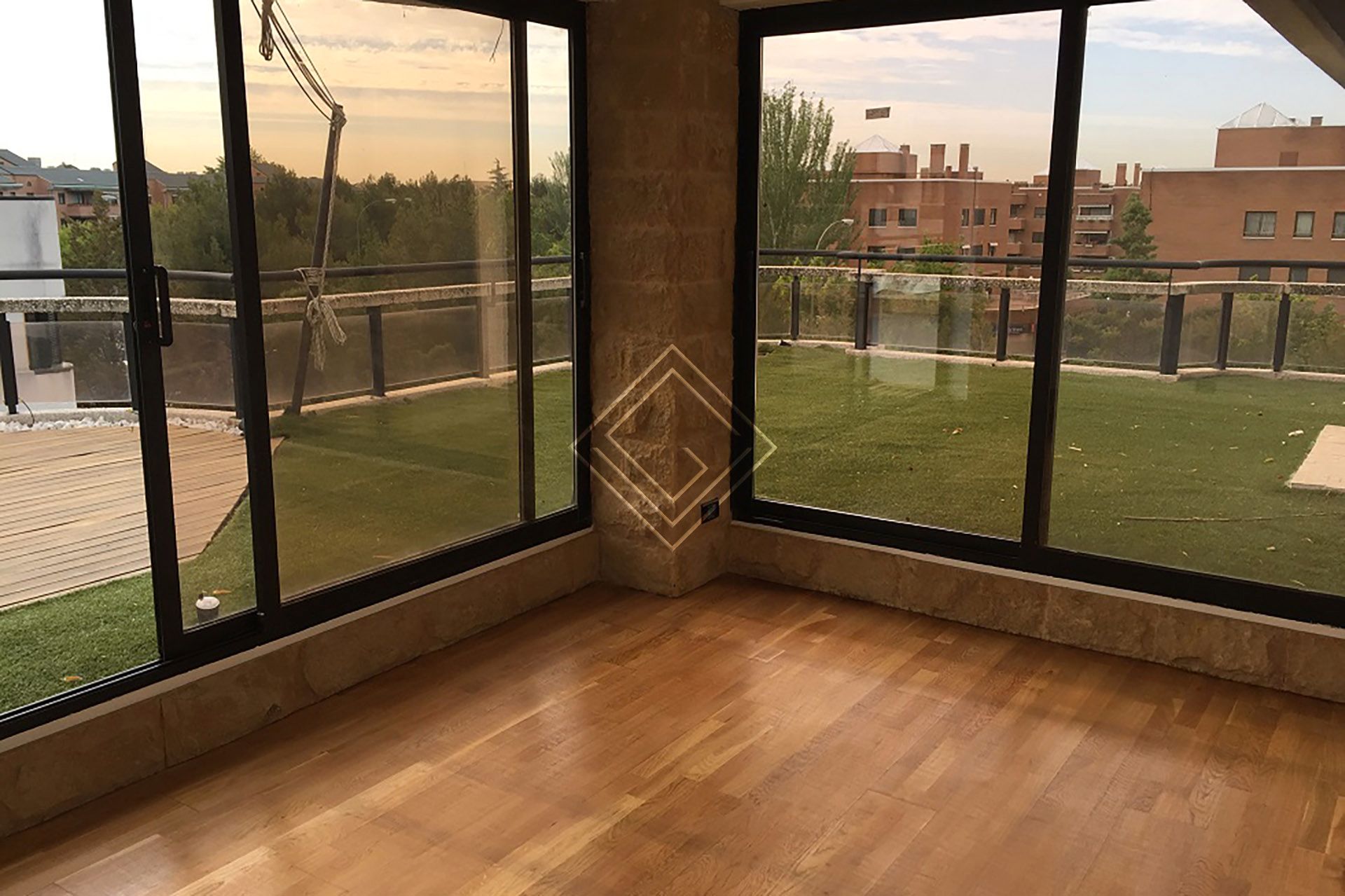Terrace of Attic for sale in  Madrid Capital  with Air Conditioner, Heating and Private garden