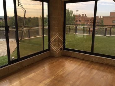 Attique avec piscine à vendre à Moncloa - Aravaca