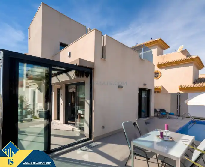 Villa mit Pool zum Verkauf in Nueva Torrevieja - Aguas Nuevas, imagen 3