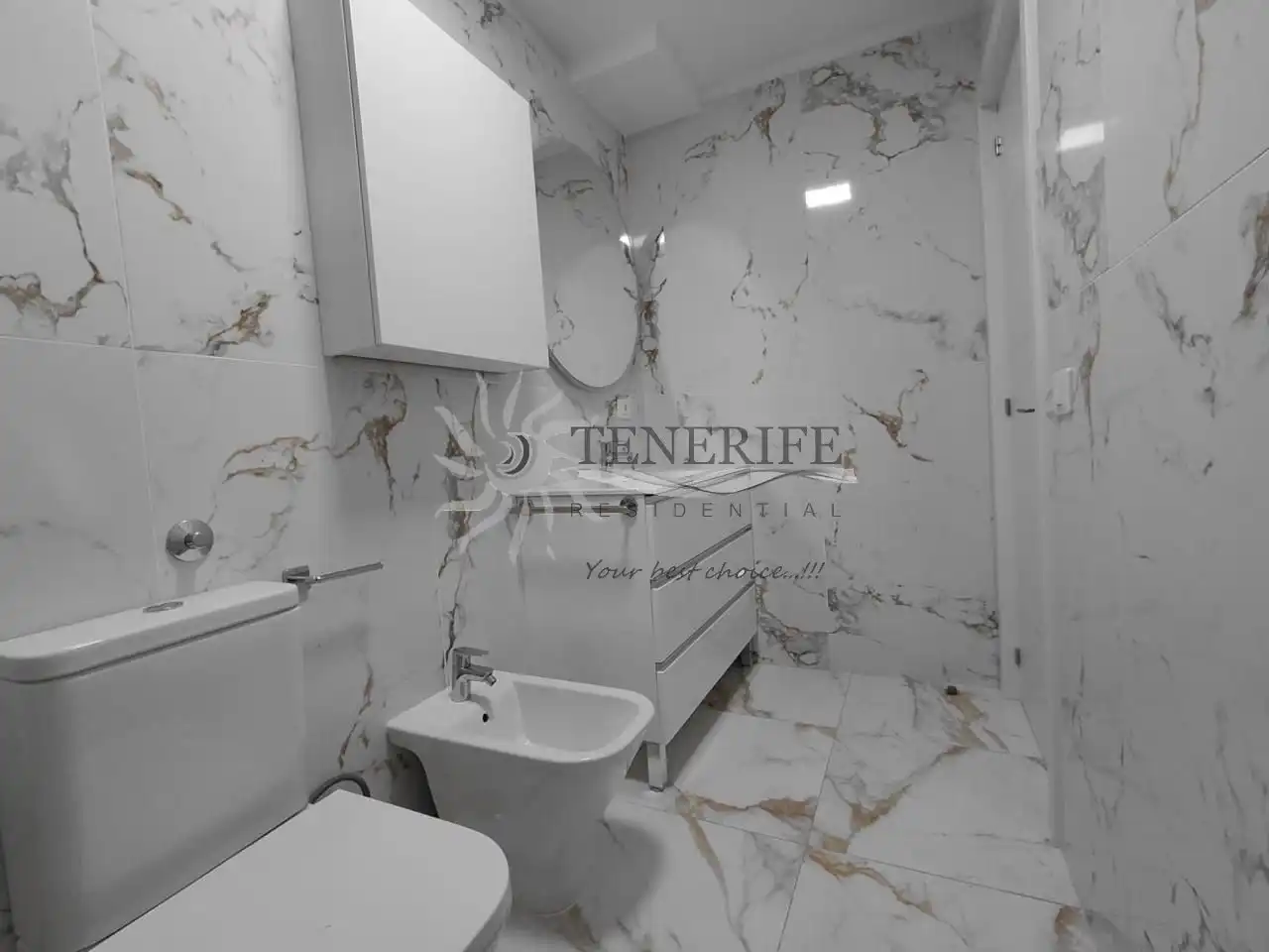 Baño de Planta baja en venta en Arona con Aire acondicionado, Terraza y Amueblado