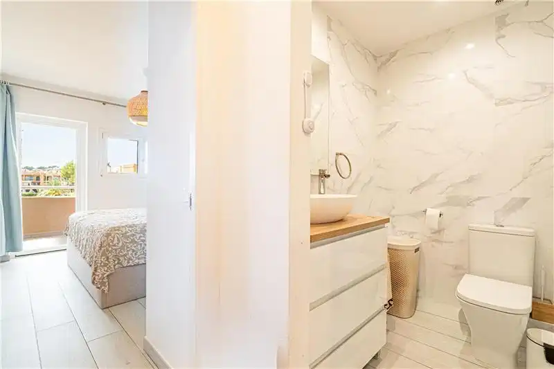 Bany de Apartament en venda en Calvià amb Aire condicionat i Terrassa