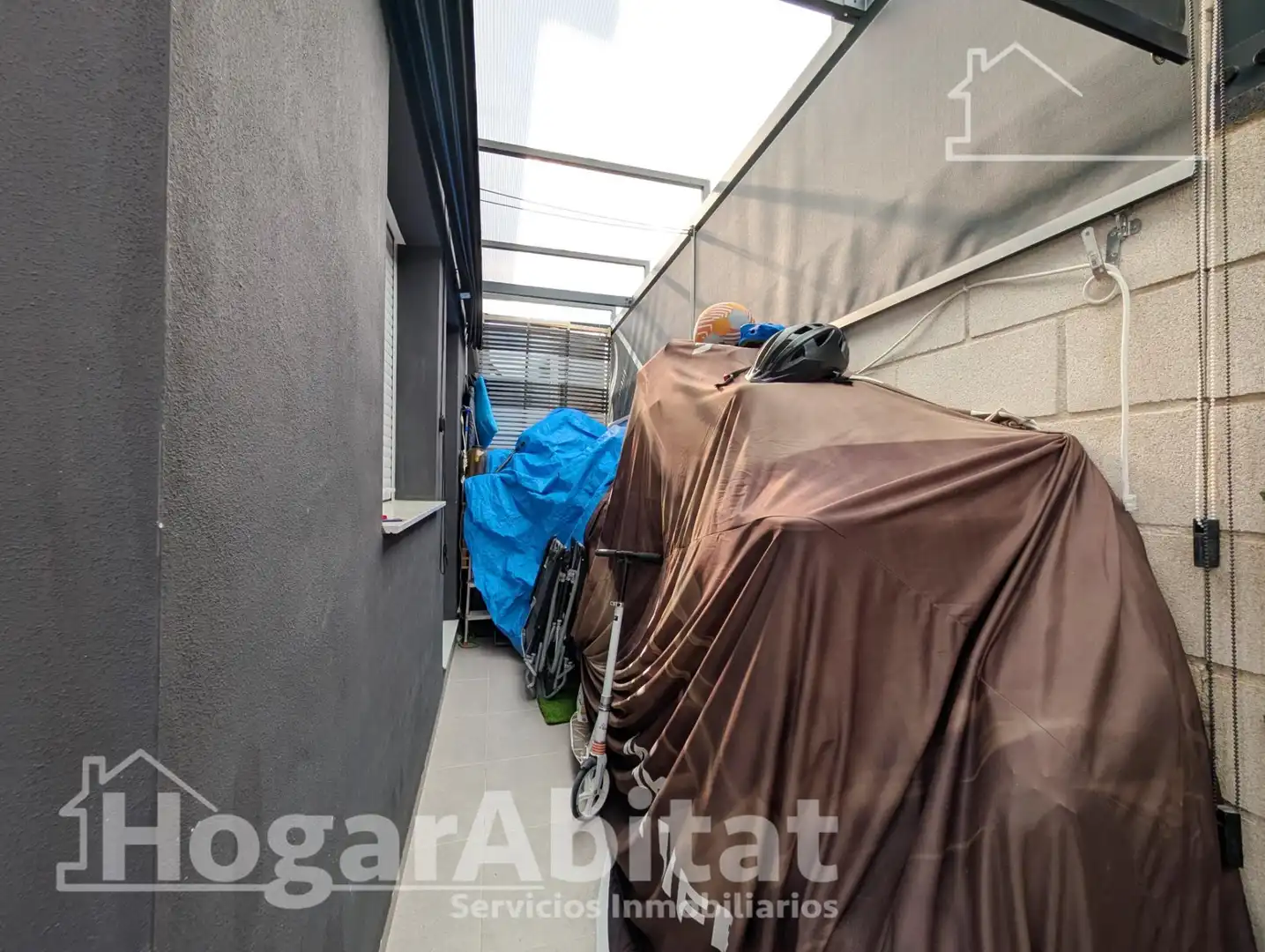 Parking de Casa adosada en venta en Santa Pola con Aire acondicionado, Calefacción y Terraza
