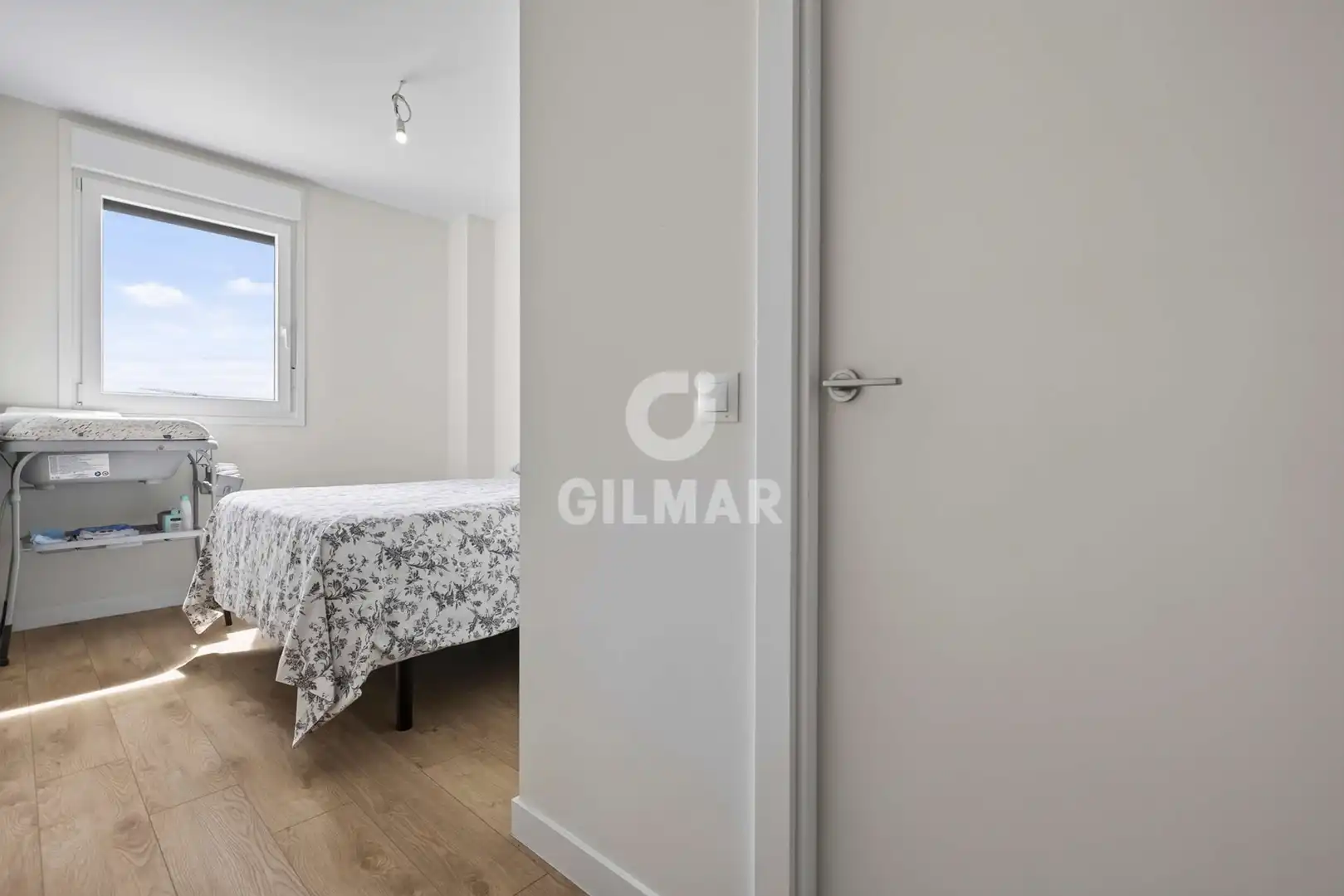 Bedroom of Flat for sale in Dos Hermanas  with Heating, Storage room and Swimming Pool