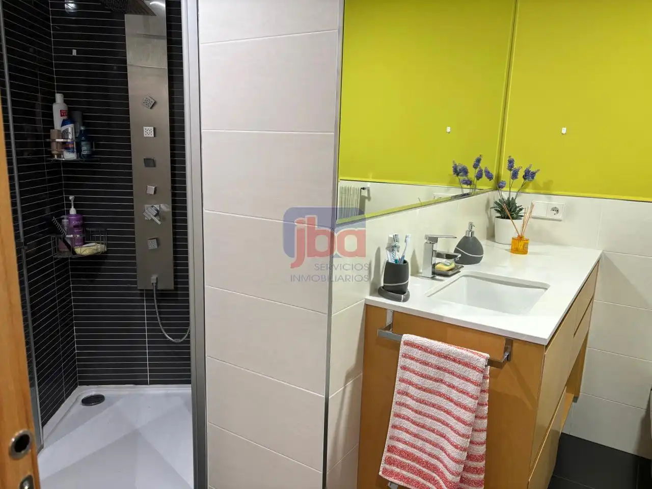 Bathroom of Apartments for sale in Ourense Capital   with Heating and Balcony