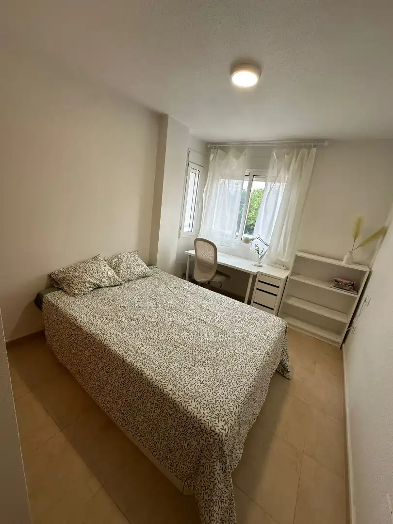 Habitación de Apartamento de alquiler en Murcia con Aire acondicionado, Amueblado y Horno