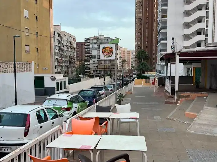 Vista exterior de Local en venta en Juzgados - Plaza de Toros