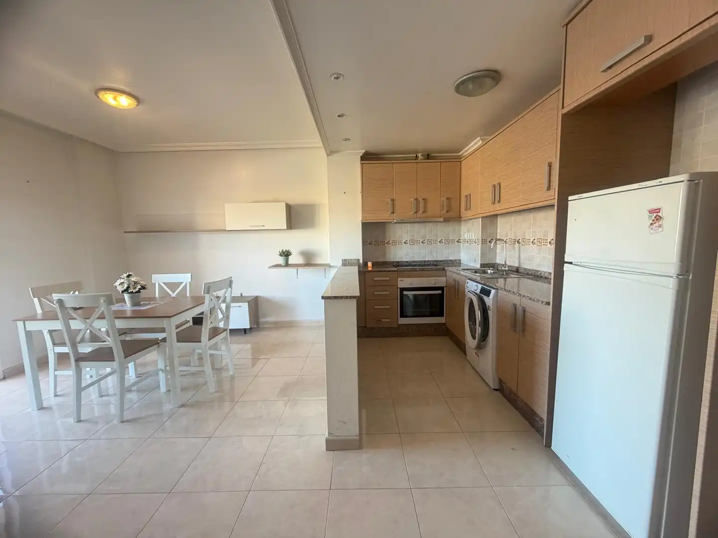 Wohnung zur Miete in Calle Blasco Ibáñez, 19, Dolores