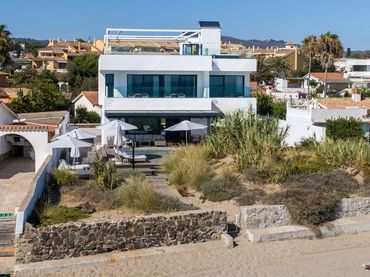 Haus mit Pool zum Verkauf in Las Chapas - El Rosario