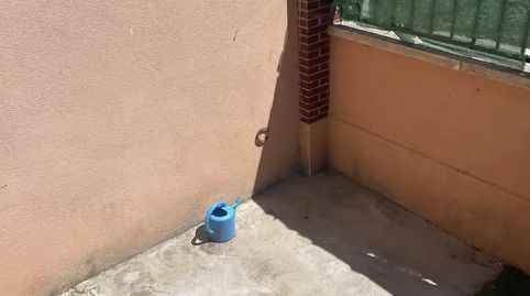 Foto 4 de Apartamento en venta en Calle Madre María Jesús, 18, Fuensaldaña, Valladolid