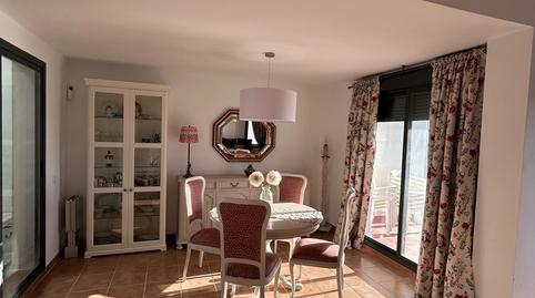 Foto 2 de Casa adosada de alquiler en Las Pajanosas, Guillena