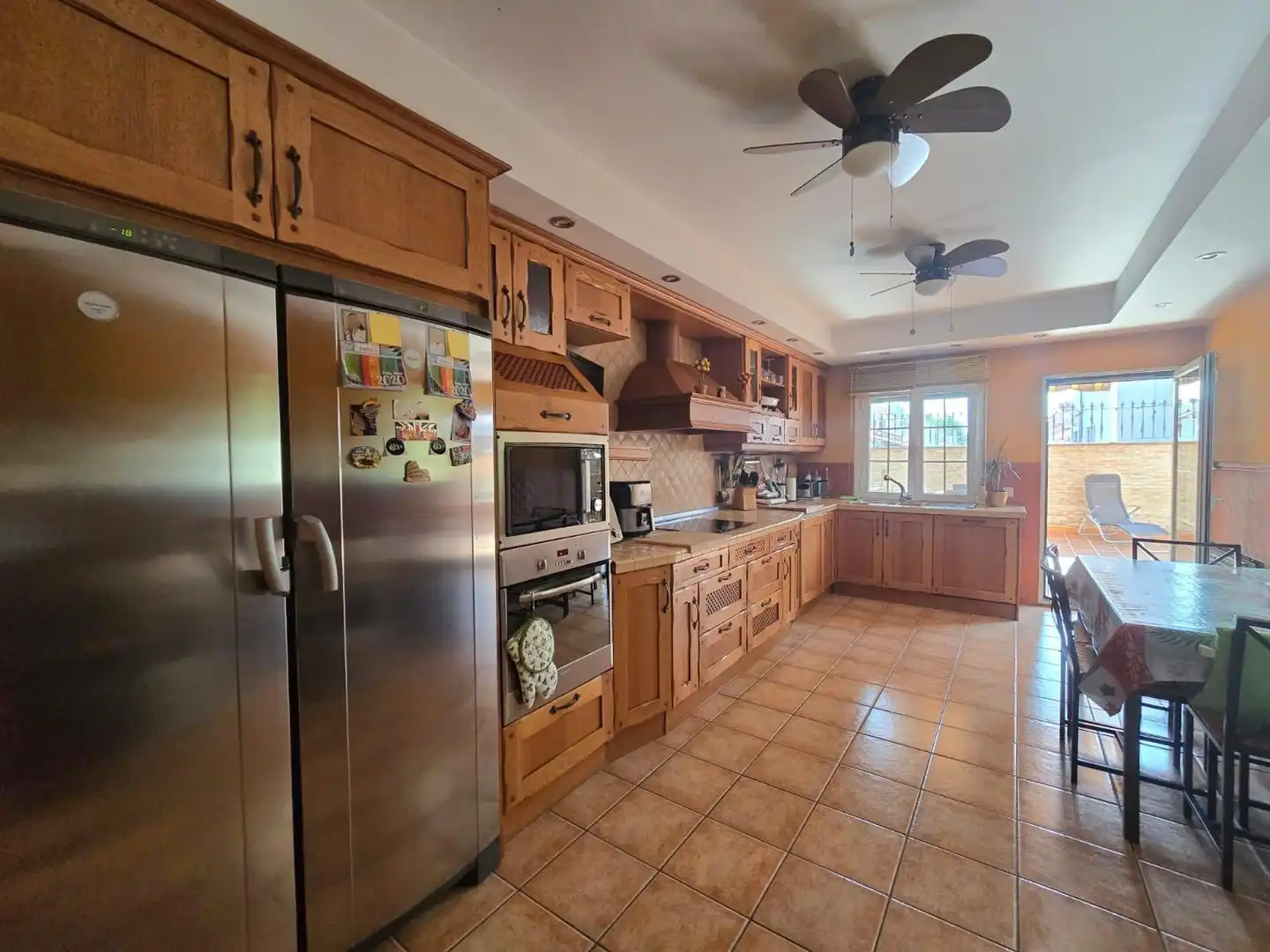 Cocina de Casa adosada en venta en Talavera de la Reina con Aire acondicionado, Calefacción y Terraza