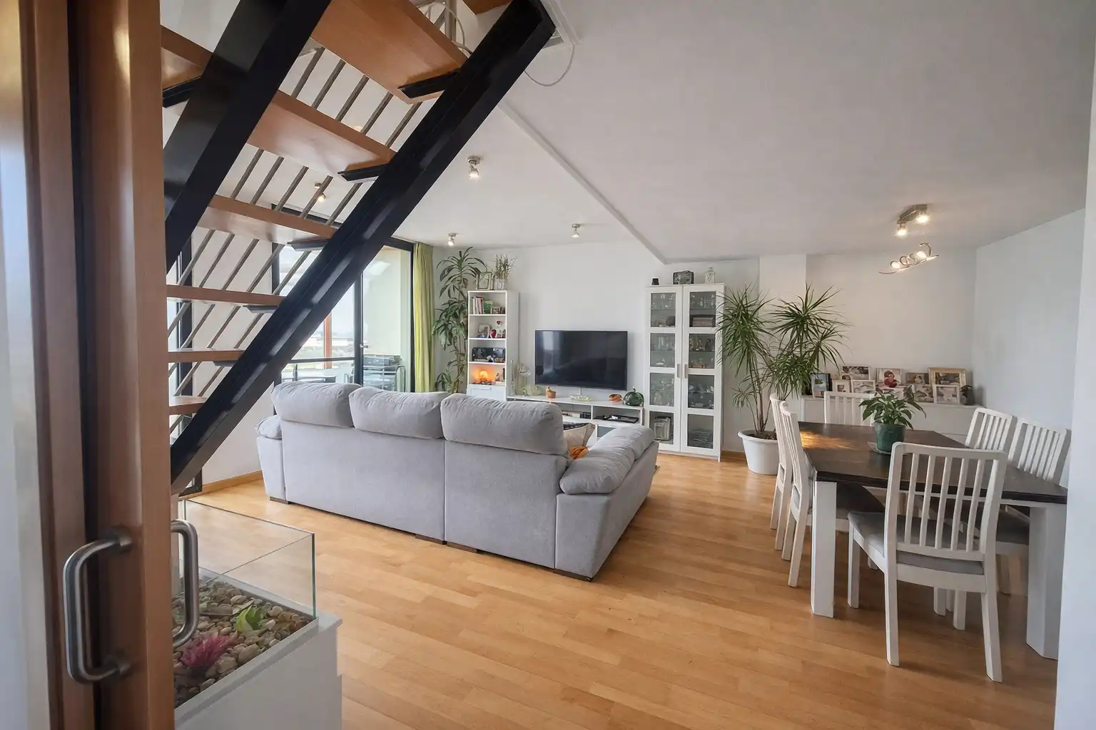 Living room of Attic for sale in Palamós  with Parquet flooring, Terrace and Storage room