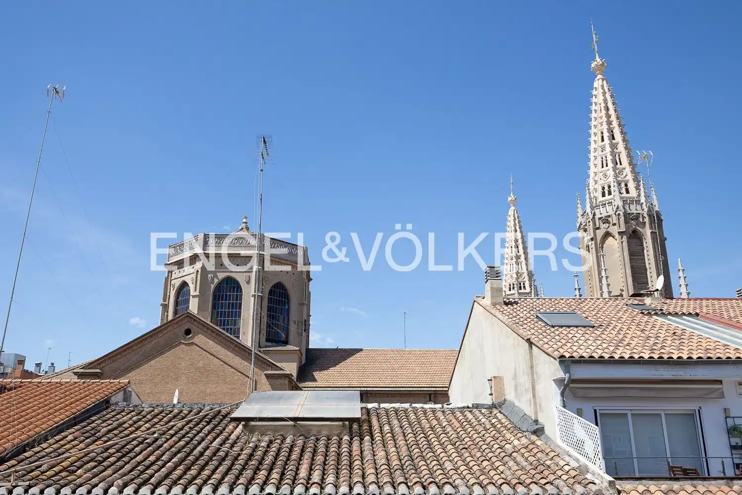 Vista exterior de Piso en venta en Valencia con Aire acondicionado, Calefacción y Trastero