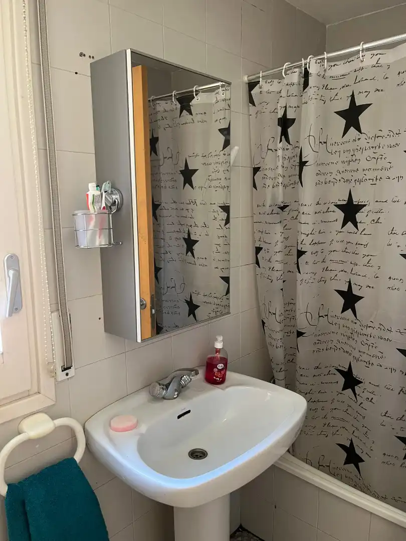Baño de Piso en venta en Vic con Calefacción, Amueblado y Horno