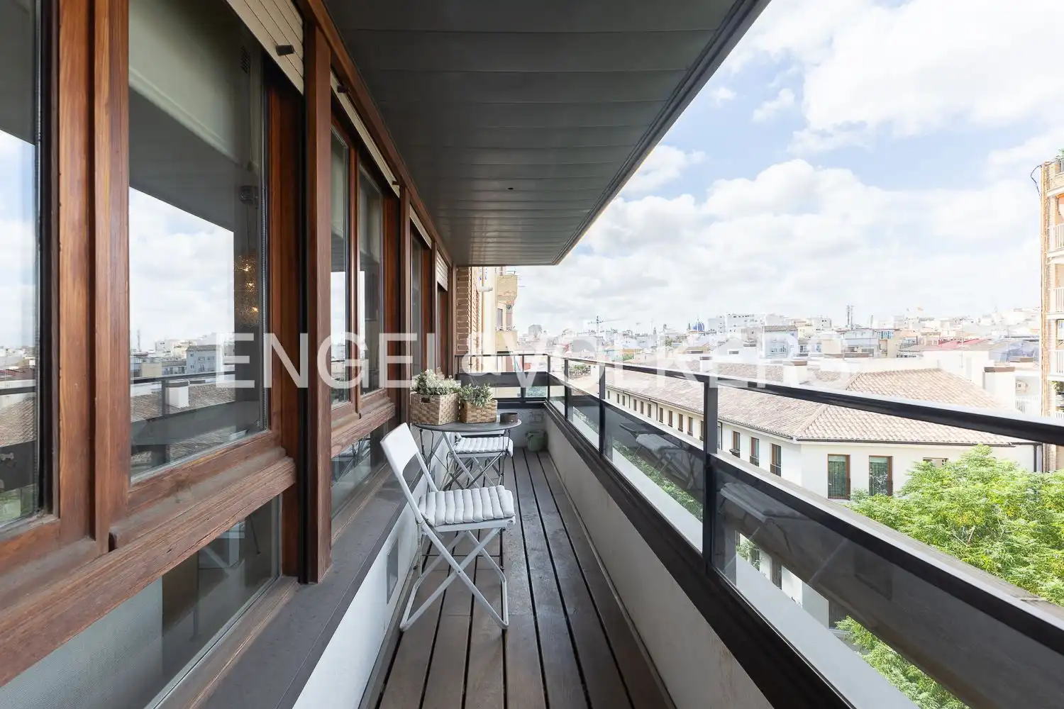 Terrasse von Wohnung zum Verkauf in Valencia mit Klimaanlage, Heizung und Möbliert