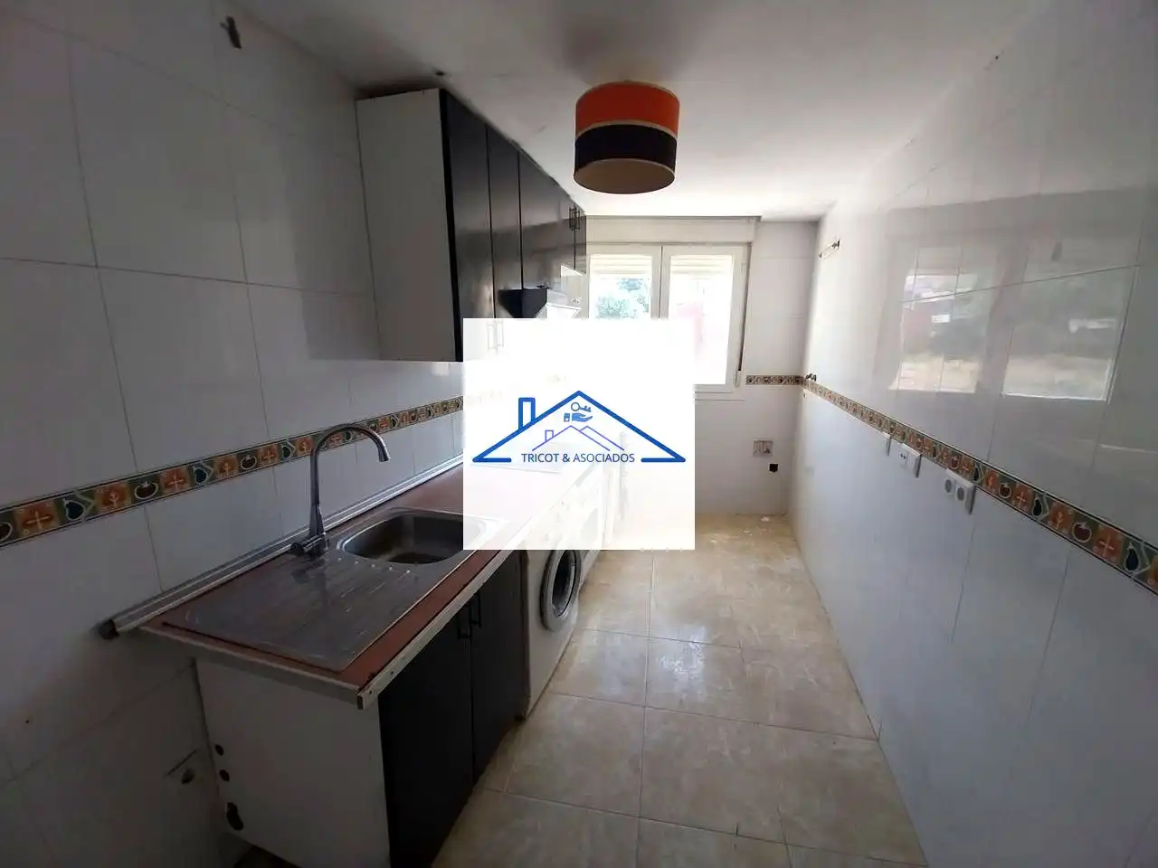 Kitchen of Flat for sale in Casarrubios del Monte  with Terrace