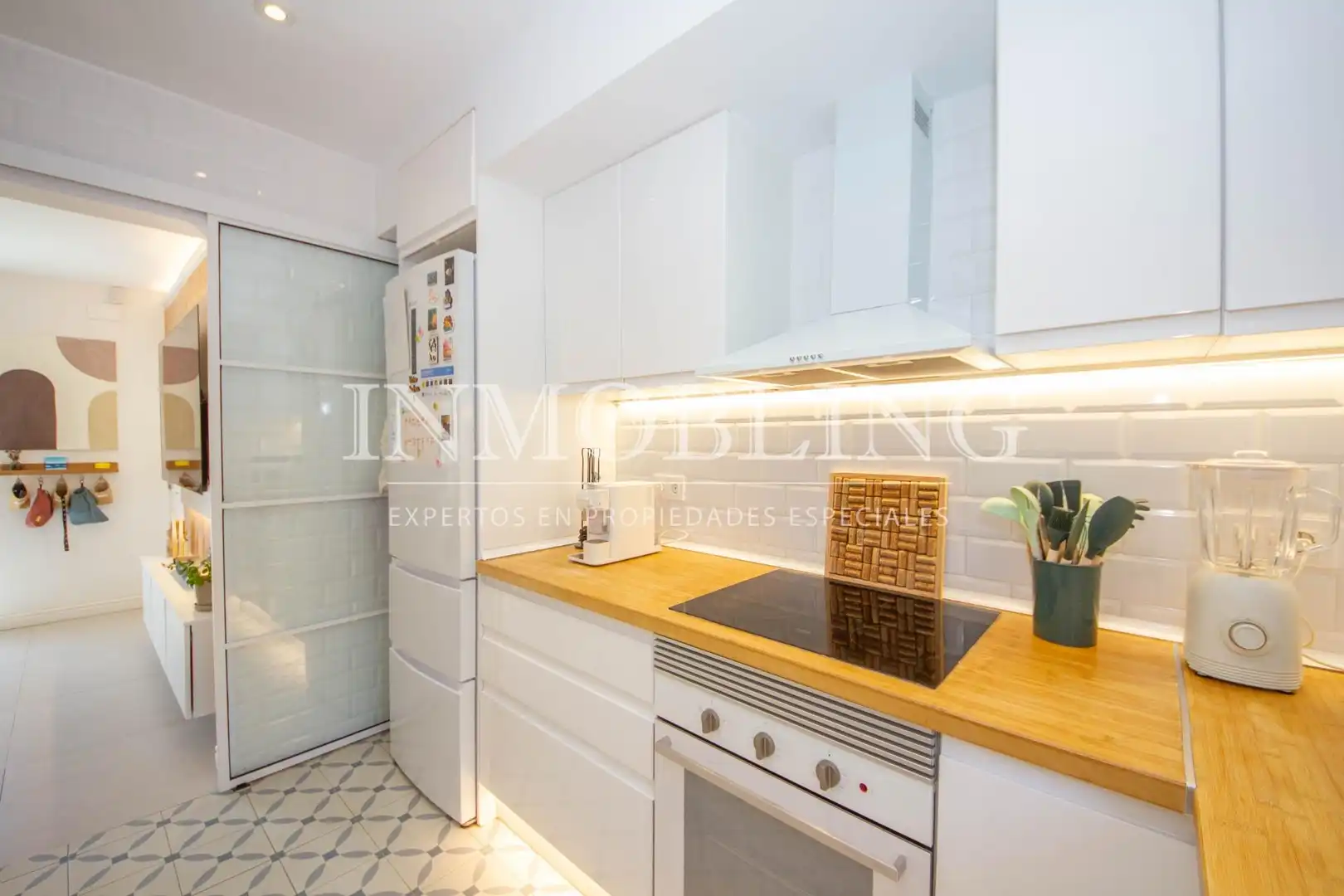 Küche von Wohnung zum Verkauf in Sant Andreu de Llavaneres mit Heizung und Balkon
