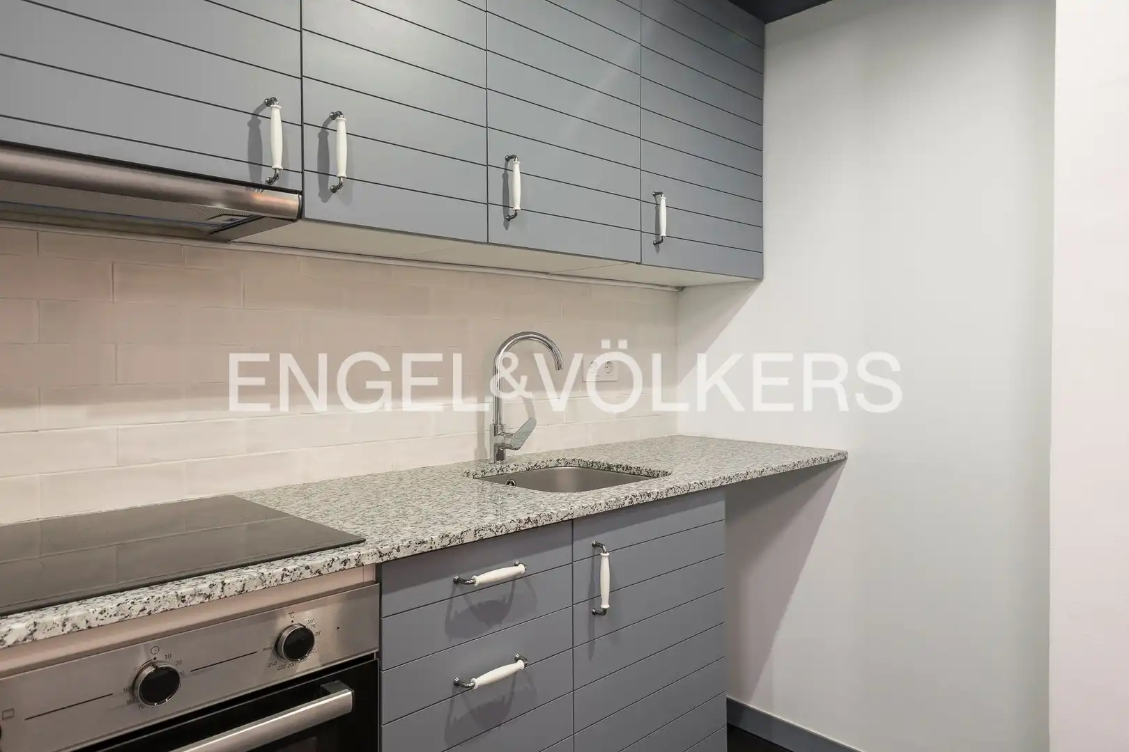 Kitchen of Flat for sale in Barcelona  with Heating