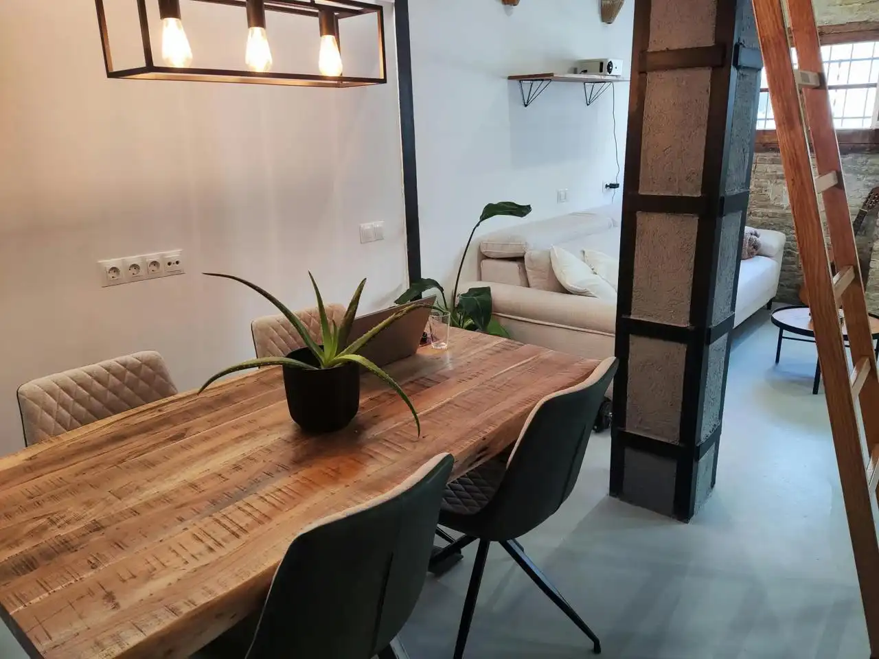 Ground floor for rent in calle de l'Arquebisbe Company, El Cabanyal - El Canyamelar