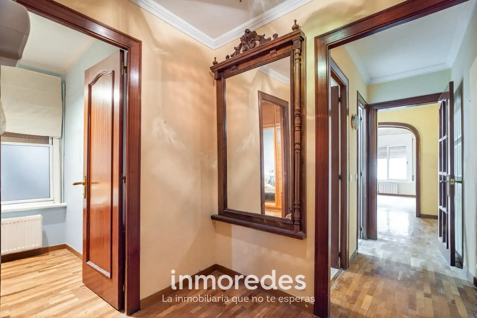 Piso en venta en Barcelona con Parquet y Horno