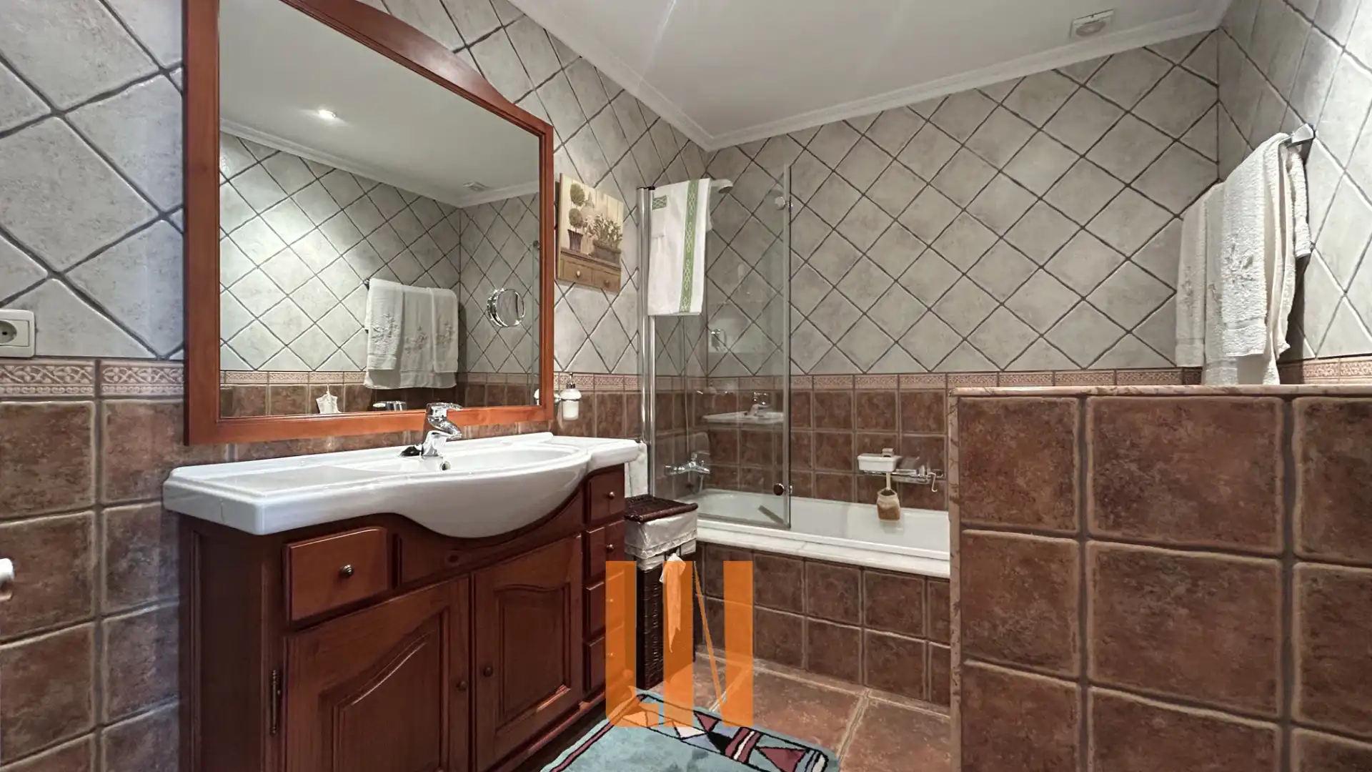 Bathroom of Houses for sale in Culleredo  with Heating, Private garden and Parquet flooring