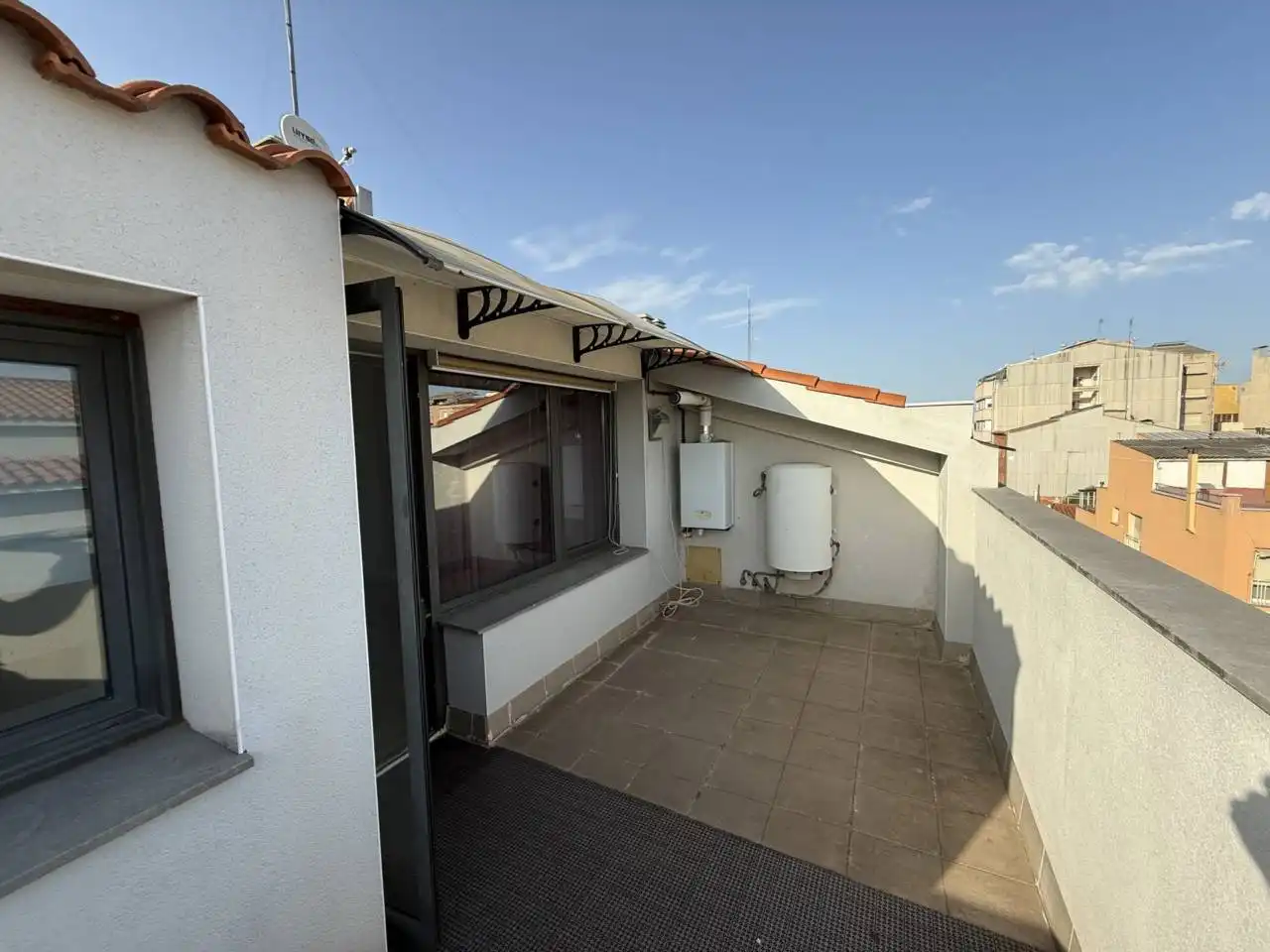 Dúplex de alquiler en Calle SINDICAT, Can Palet