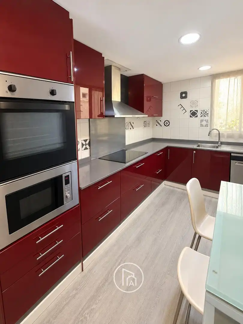 Küche von Wohnung zum Verkauf in Valencia mit Klimaanlage, Terrasse und Balkon