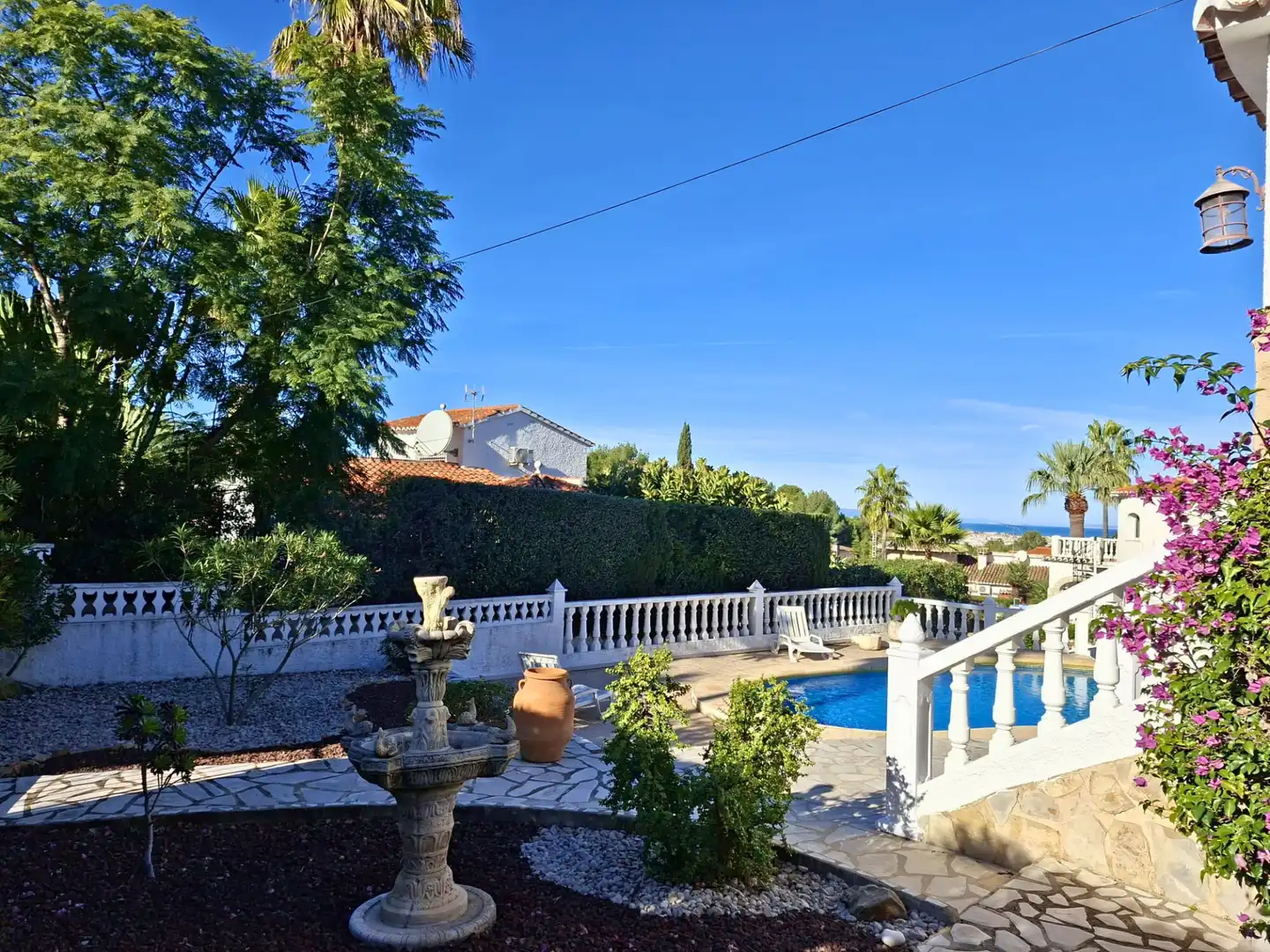 Vista exterior de Casa o chalet en venta en Dénia con Jardín privado, Terraza y Piscina