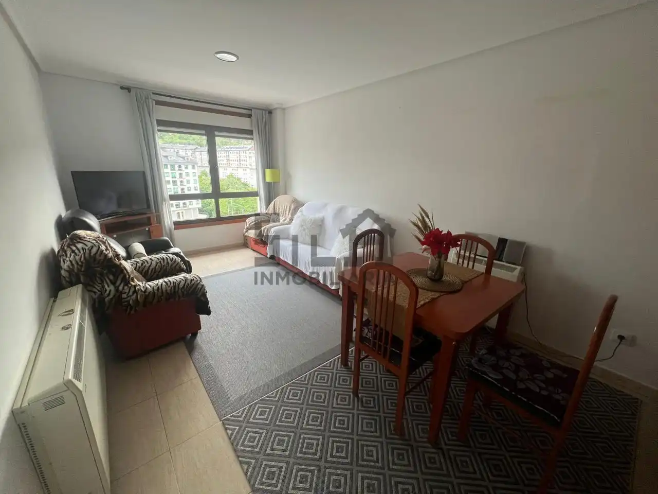 Vista exterior de Apartament en venda en Barbadás amb Calefacció i Moblat