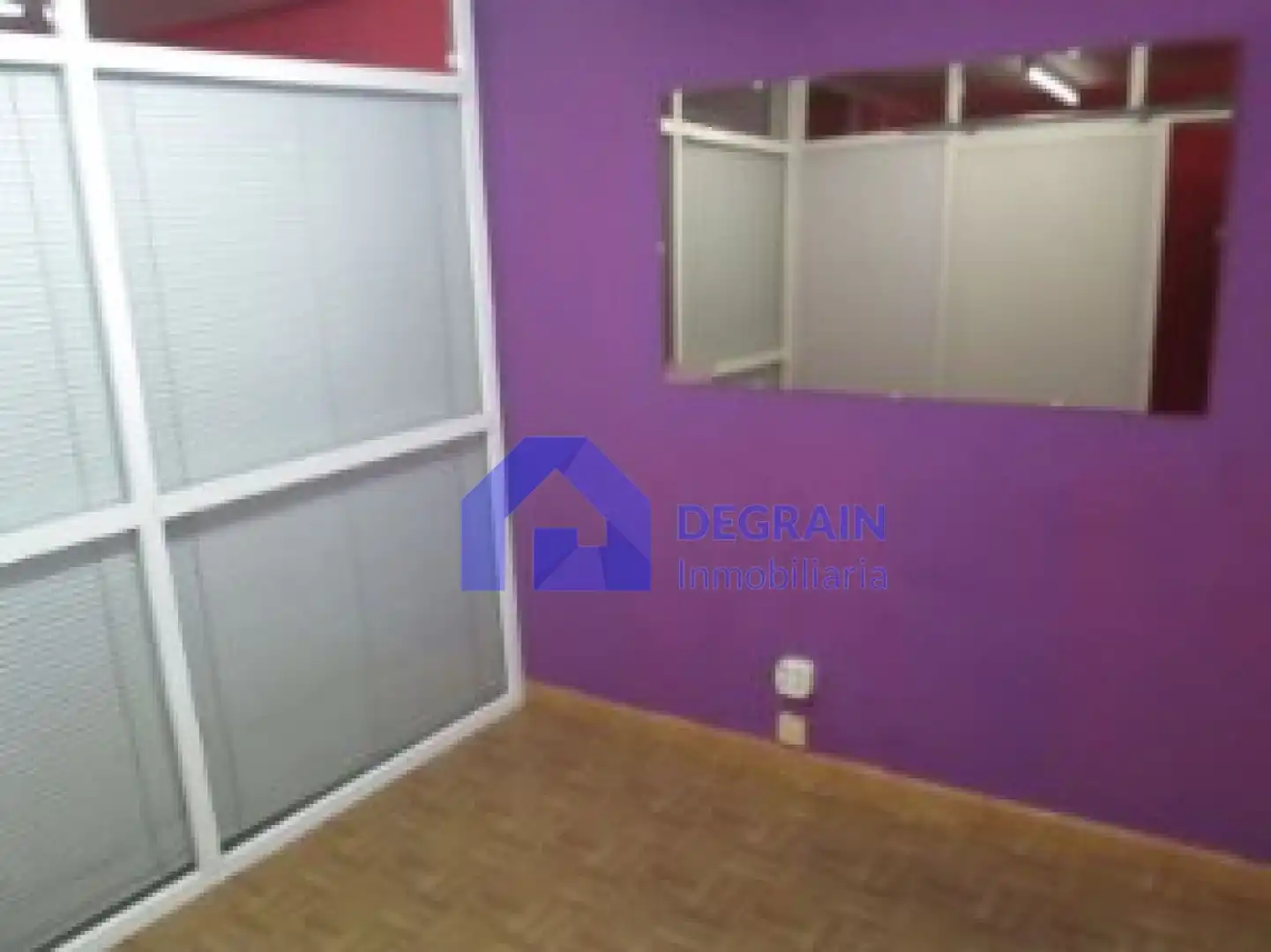 Schlafzimmer von Büro zur Miete in Oviedo 