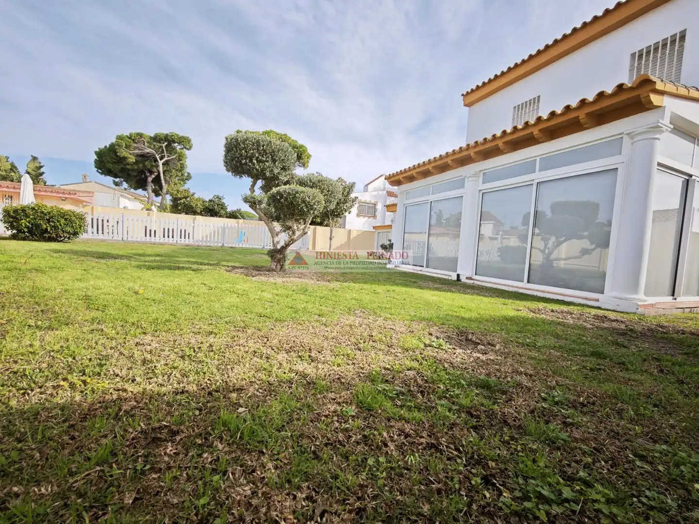 Jardí de Casa o xalet en venda en El Puerto de Santa María amb Aire condicionat i Piscina