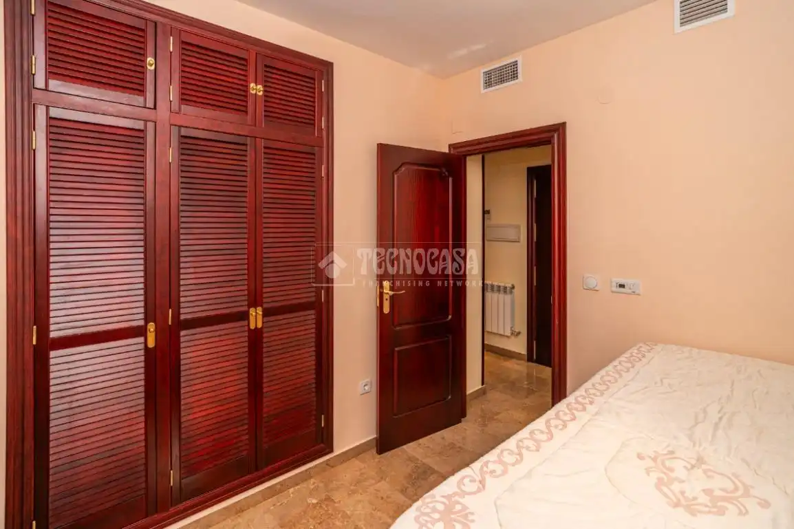 Habitación de Piso en venta en Linares con Calefacción