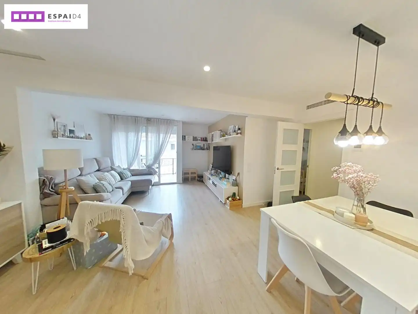 Flat with terrace for sale in Carrer de Sant Salvador, imagen 5