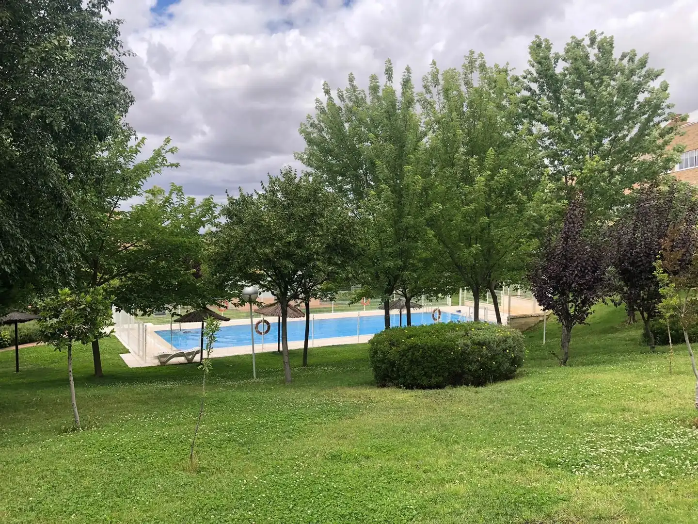 Piscina de Casa o xalet en venda en Cáceres amb Aire condicionat, Calefacció i Jardí privat