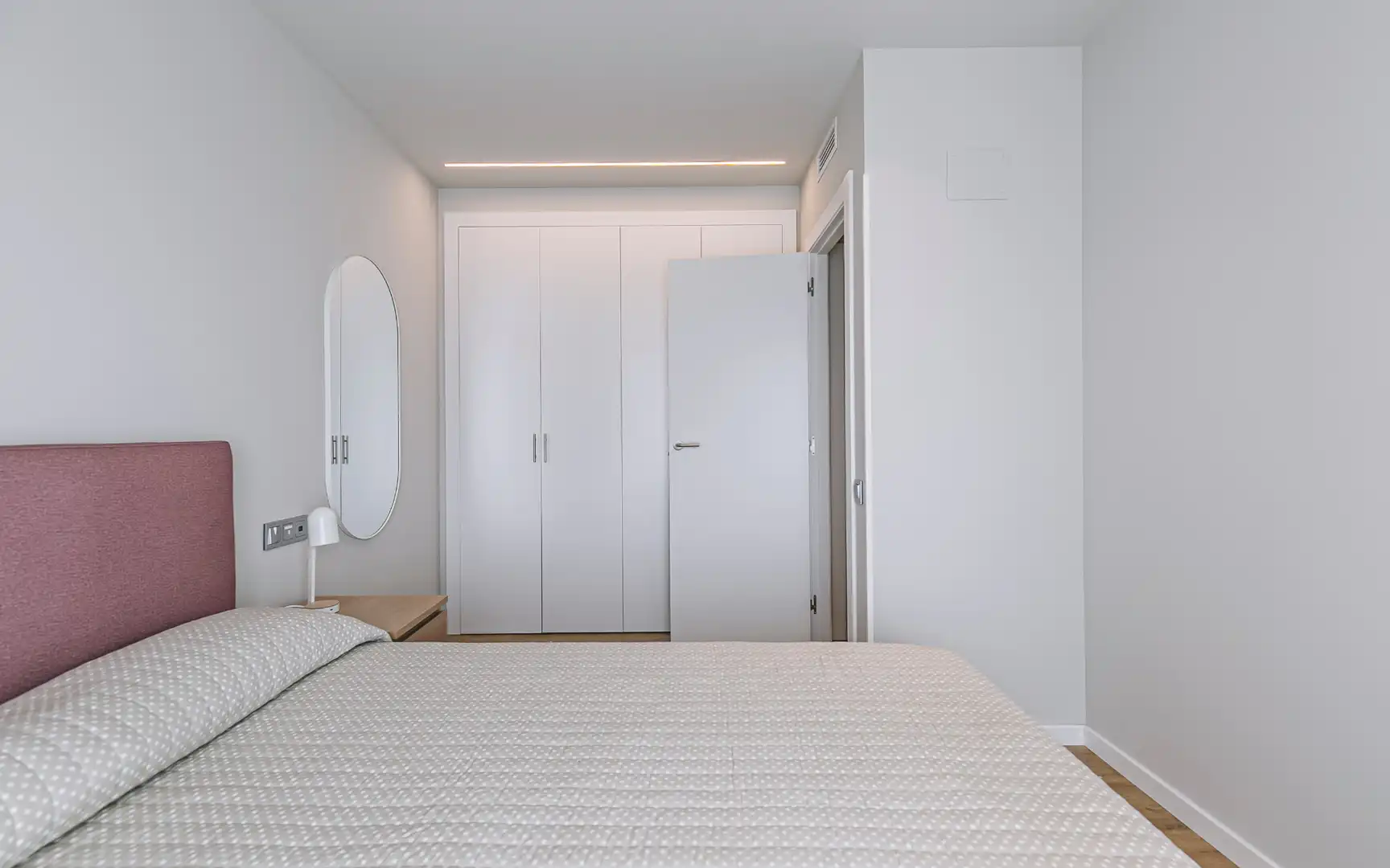 Habitación de Piso en venta en L'Hospitalet de Llobregat con Aire acondicionado, Calefacción y Trastero