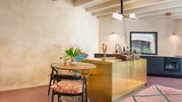 Cuina de Casa o xalet en venda en L'Hospitalet de Llobregat amb Aire condicionat, Calefacció i Parquet