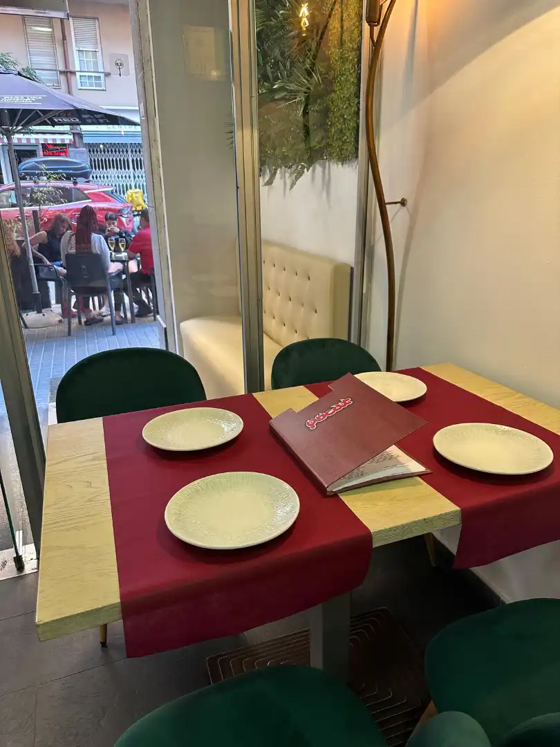 Business premises for transfer in Carrer de Santiago Rusiñol, imagen 16