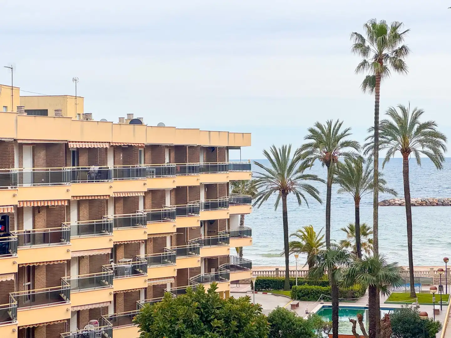 Vista exterior de Apartament en venda en Cambrils amb Aire condicionat, Calefacció i Terrassa