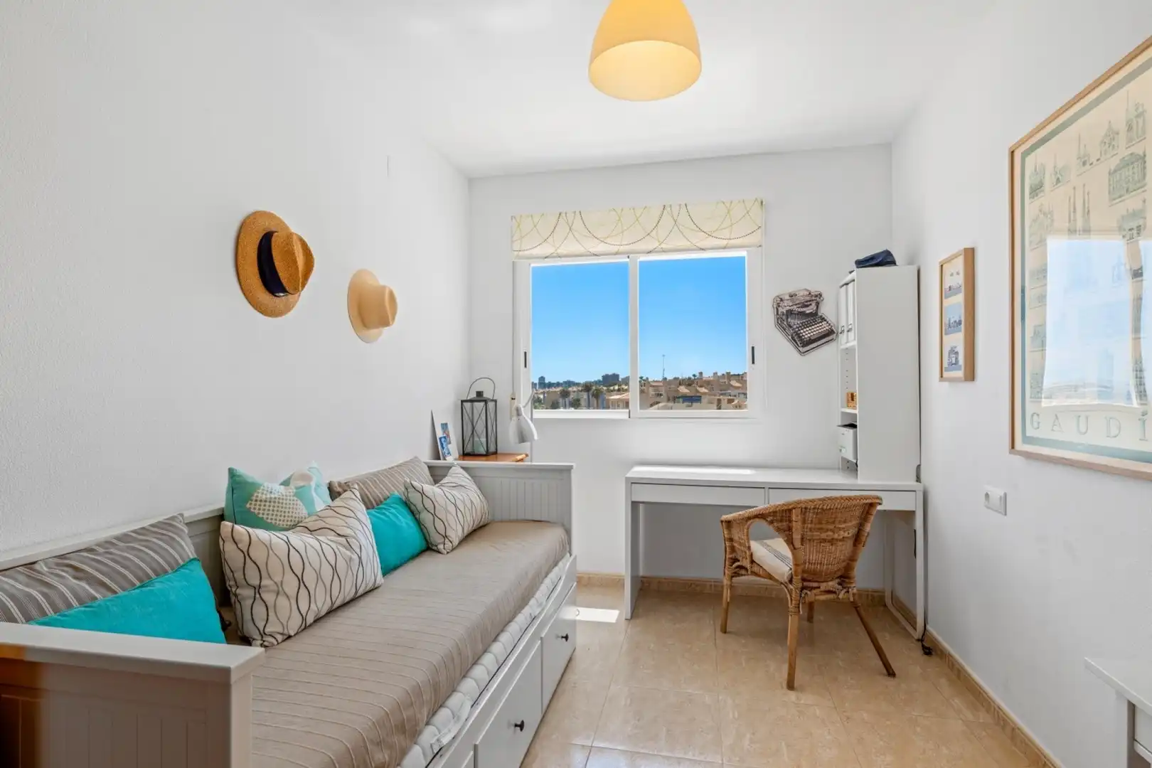 Bedroom of Flat for sale in Orihuela  with Air Conditioner, Heating and Terrace